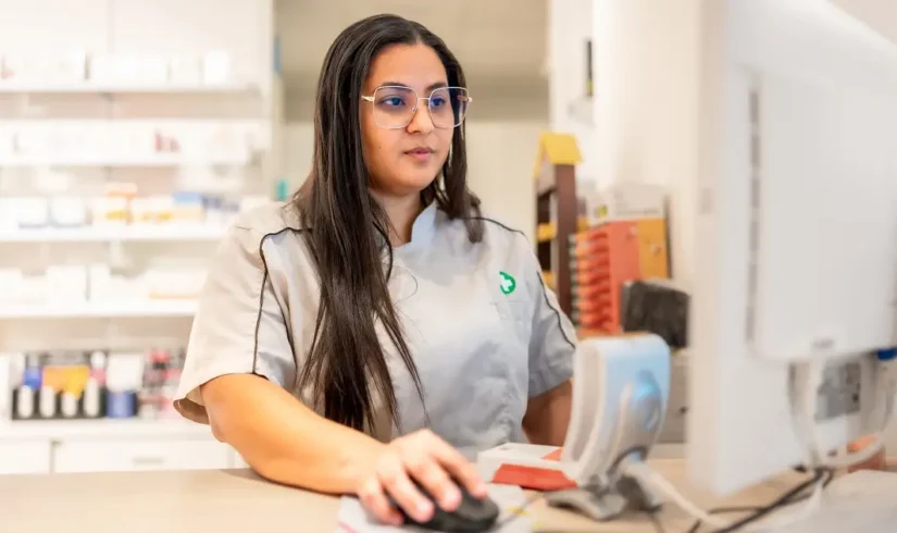 Mercado Farmacêutico em Nova Mutum_ Como Será o Cenário para Atendentes de Farmácia em 2025_