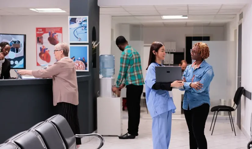 Atualização Constante_ Por Que Mesmo Profissionais Ativos Devem Estudar em 2025_