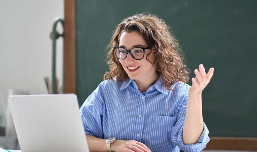 young-happy-woman-online-teacher-teaching-video-ca-2025-02-11-16-22-16-utc